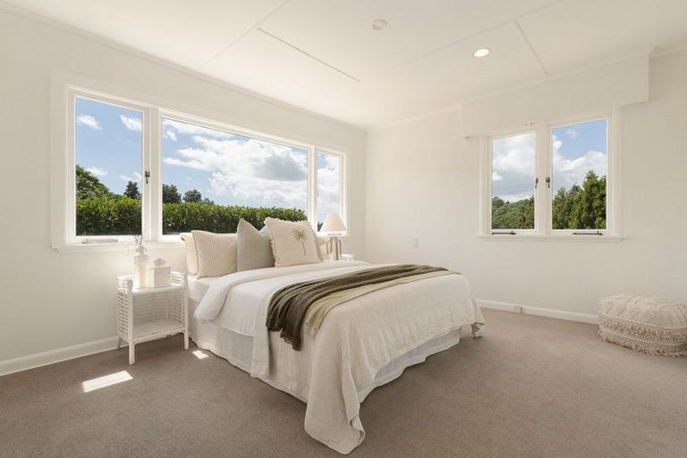 Photo of property in 2 Wade Place, Welcome Bay, Tauranga, 3175