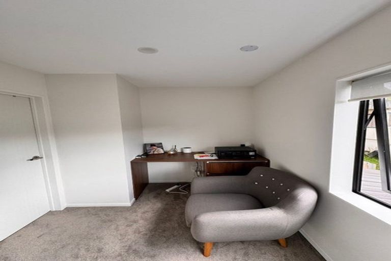 Photo of property in 11d Regency Place, Sunnynook, Auckland, 0632