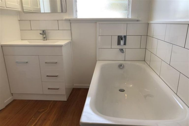 Photo of property in 42 Muller Road, Blenheim, 7201