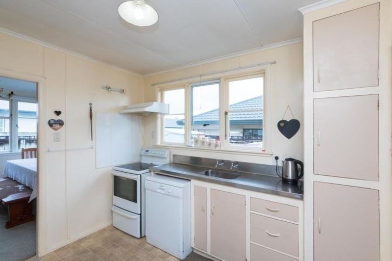 Photo of property in 93a College Street, Awapuni, Palmerston North, 4412