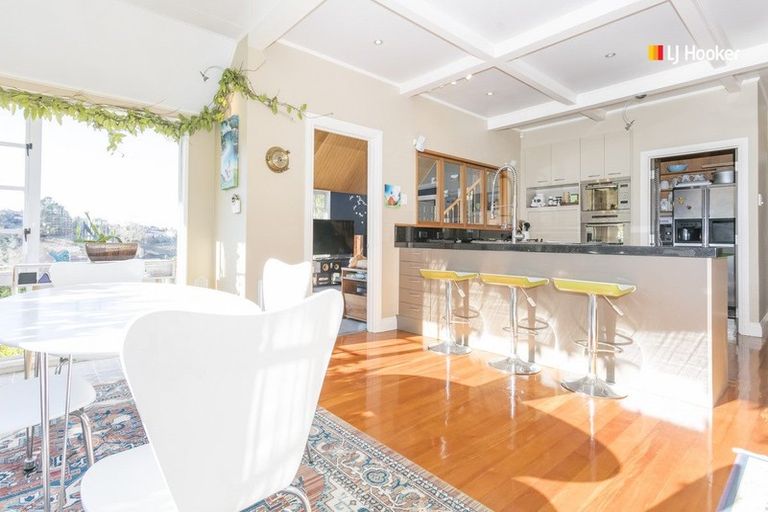 Photo of property in 69 Glenross Street, Glenross, Dunedin, 9011