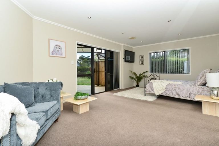 Photo of property in 5 De La Mare Drive, Leamington, Cambridge, 3432