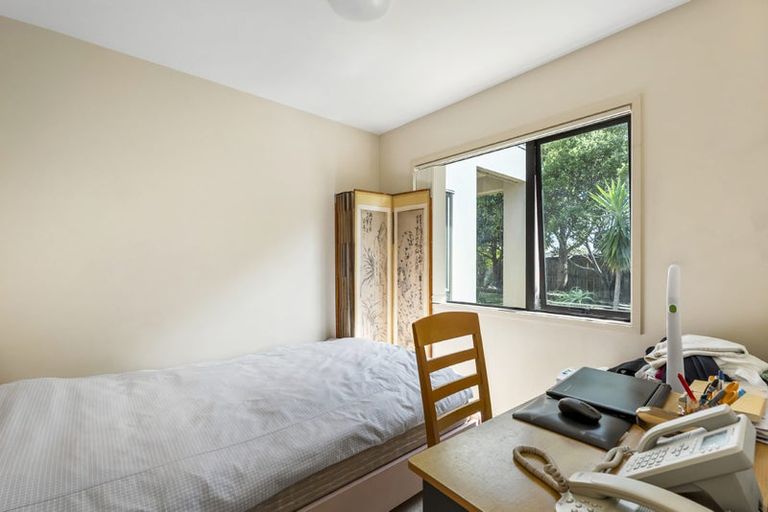 Photo of property in 23 Ballymore Drive, Pinehill, Auckland, 0632