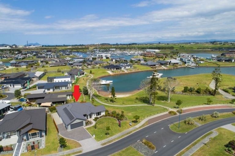 Photo of property in 11 Stace Hopper Drive, One Tree Point, 0118