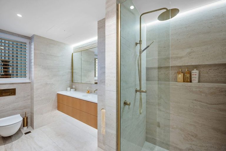 Photo of property in Shangri La Apartments, 6/97 Jervois Road, Herne Bay, Auckland, 1011