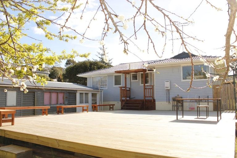 Photo of property in 13 Juniper Road, Sunnynook, Auckland, 0620