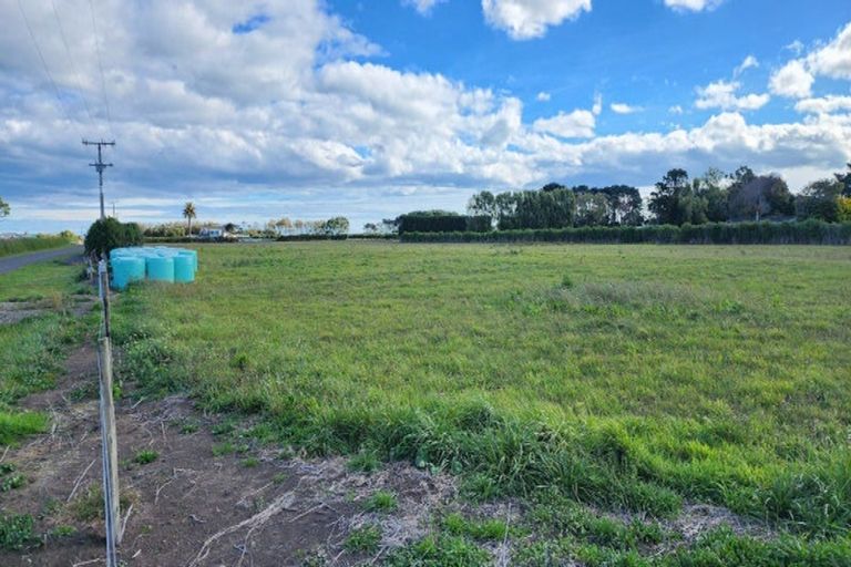 Photo of property in 6 Mcalpine Road, Hawera, 4672