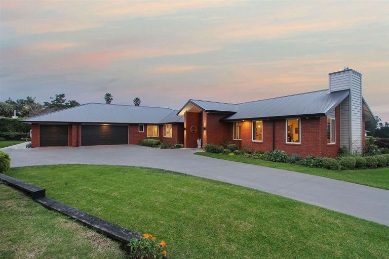 Photo of property in 11 Church View Road, Waiau Pa, Pukekohe, 2679