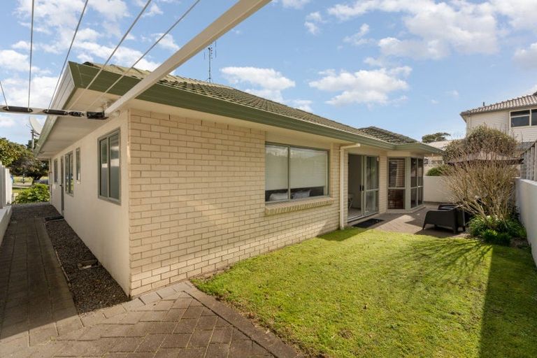 Photo of property in 13a Oceanbeach Road, Mount Maunganui, 3116
