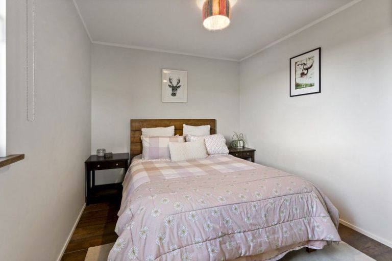 Photo of property in 335a Luggate-cromwell Road, Lowburn, Cromwell, 9384