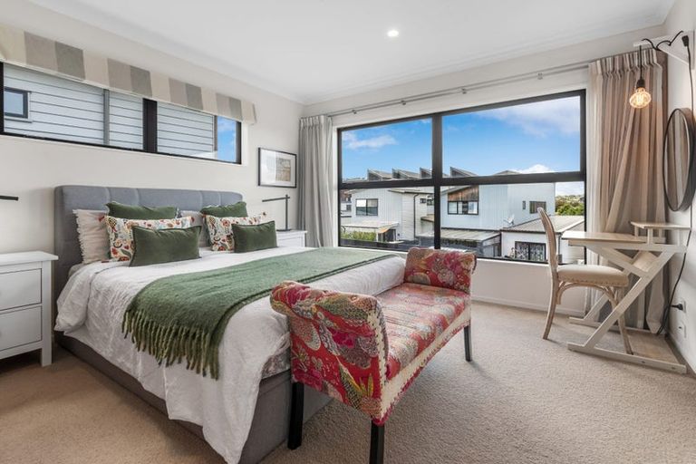 Photo of property in 11 Oioi Road, Hobsonville, Auckland, 0616