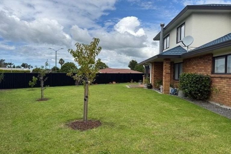 Photo of property in 1 Hinton Place, Pyes Pa, Tauranga, 3112