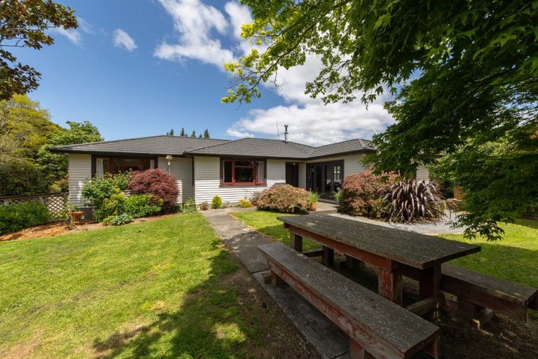 Photo of property in 933 Makomako Road, Pahiatua, 4983