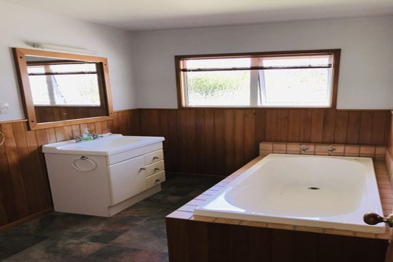 Photo of property in 19 Clapham Road, Whareora, Whangarei, 0175