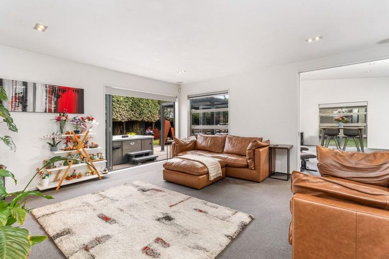 Photo of property in 23 James Hight Drive, Halswell, Christchurch, 8025