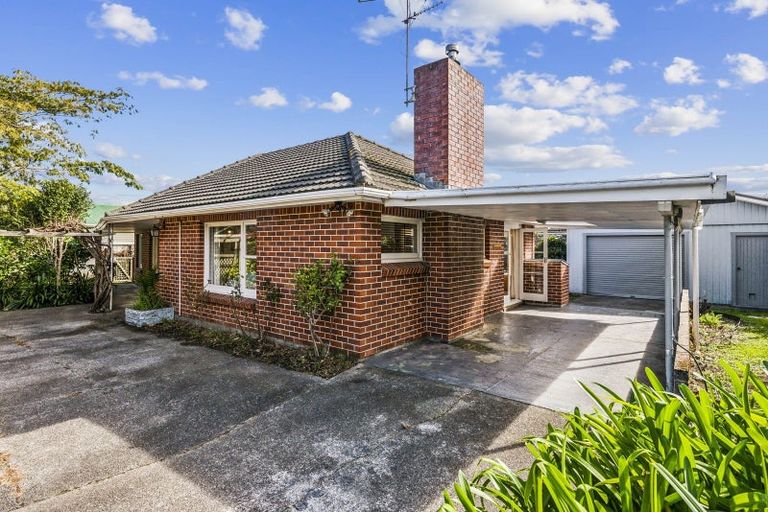 Photo of property in 6 Walton Avenue, Waikanae, 5036