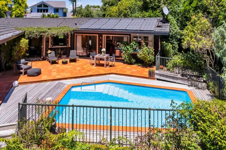 Photo of property in 42a Regan Street, Stratford, 4332