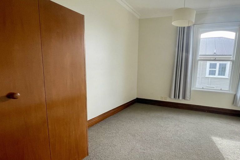 Photo of property in 45a-b Rawhiti Terrace, Kelburn, Wellington, 6012