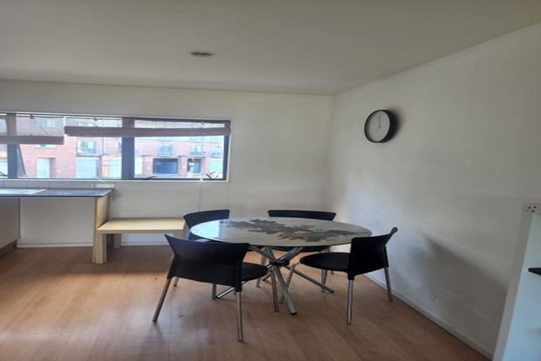 Photo of property in 9/12 Crown Lynn Place, New Lynn, Auckland, 0600