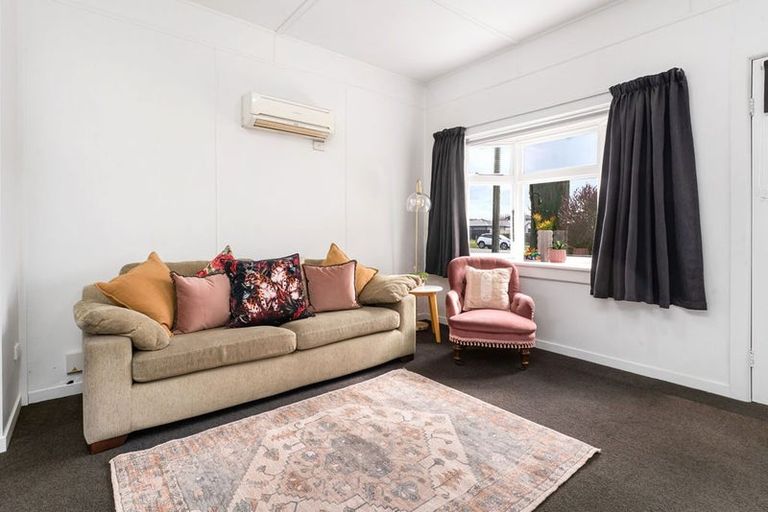 Photo of property in 1/17 Johns Road, Belfast, Christchurch, 8051