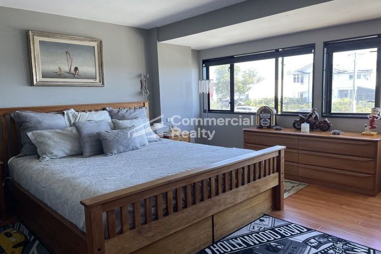 Photo of property in 16-18 Moa Street, Otahuhu, Auckland, 1062