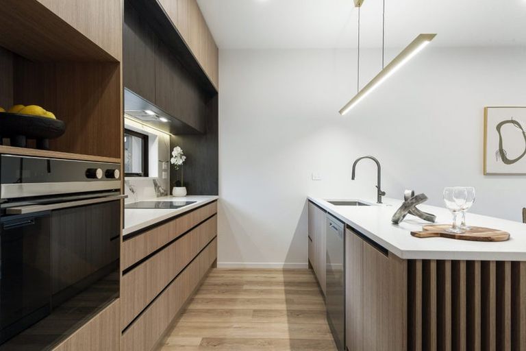 Photo of property in 1/18 Handley Avenue, Narrow Neck, Auckland, 0624