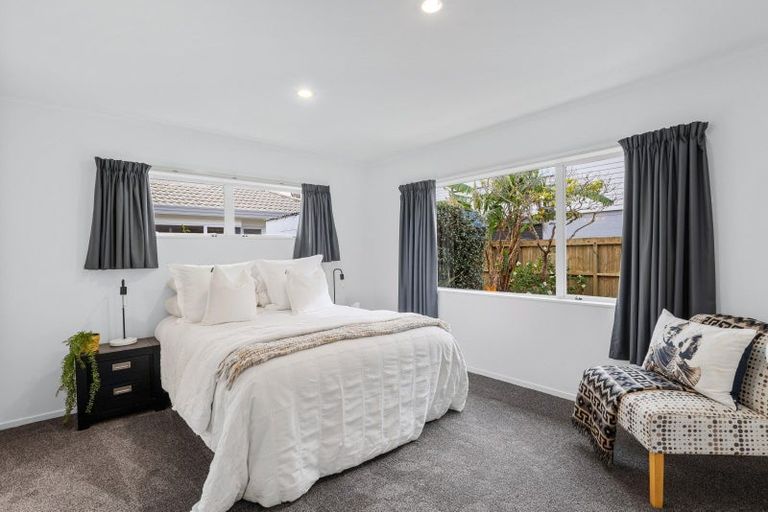 Photo of property in 2/448 Hibiscus Coast Highway, Orewa, 0931