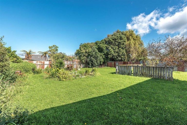 Photo of property in 205 Puriri Street, Castlecliff, Whanganui, 4501
