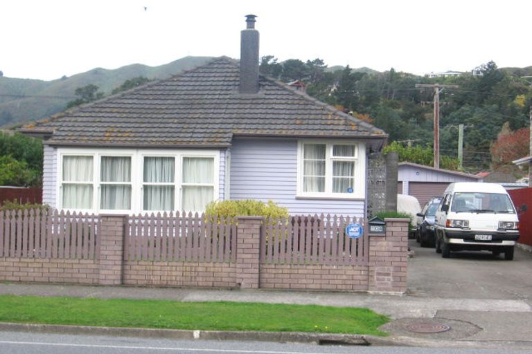 Photo of property in 204 Cambridge Terrace, Naenae, Lower Hutt, 5011