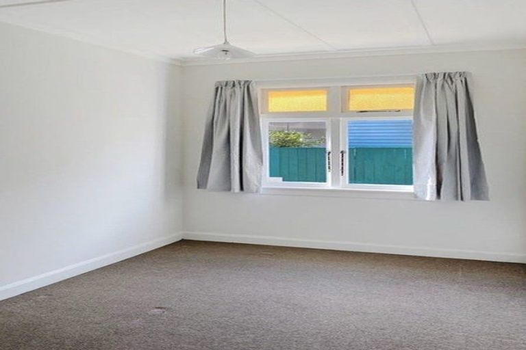 Photo of property in 94 Limbrick Street, Terrace End, Palmerston North, 4410