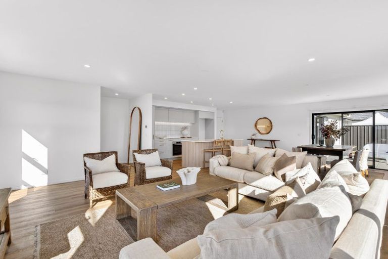 Photo of property in 49 Wai Whatu Street, Meeanee, Napier, 4110