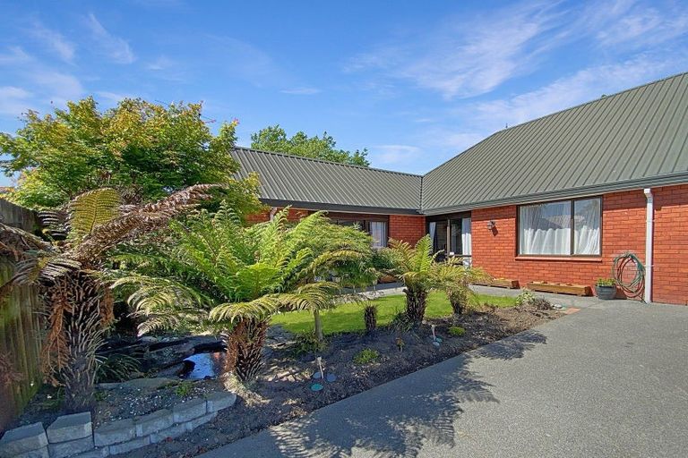 Photo of property in 1/6 Calverton Place, Halswell, Christchurch, 8025