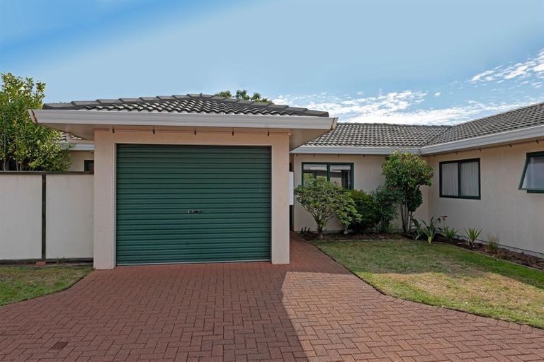 Photo of property in 1/11 Mckee Avenue, Fenton Park, Rotorua, 3010