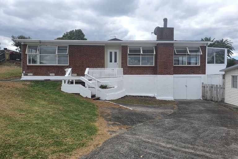 Photo of property in 1/54 Evans Road, Weymouth, Auckland, 2103