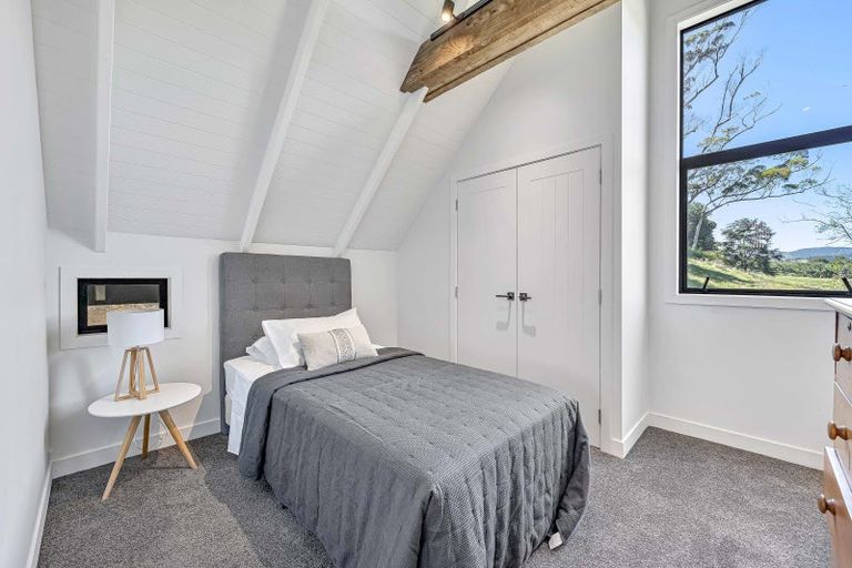 Photo of property in 377 Clevedon Kawakawa Road, Clevedon, Papakura, 2585