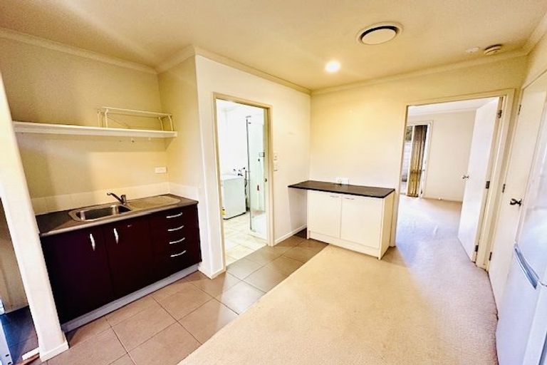 Photo of property in 70 Shelter Drive, Greenhithe, Auckland, 0632