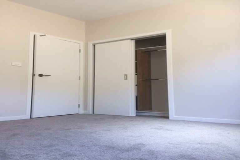 Photo of property in 80 Armstrong Farm Drive, East Tamaki Heights, Auckland, 2016