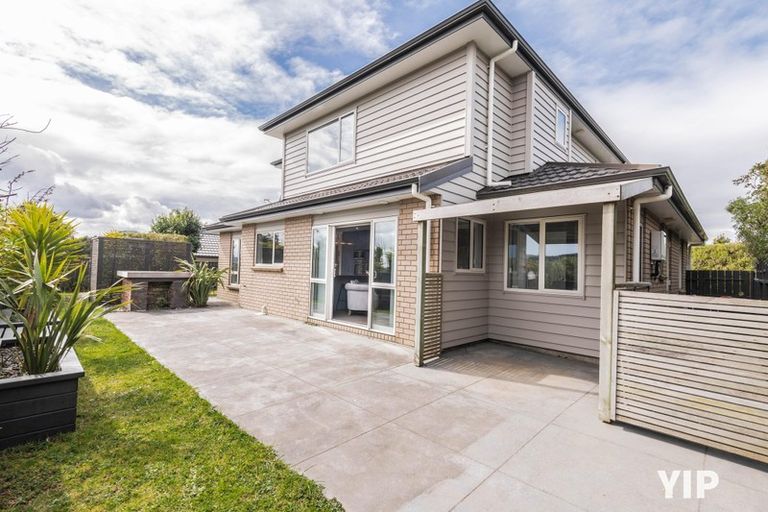 Photo of property in 235 Mark Avenue, Grenada Village, Wellington, 6037