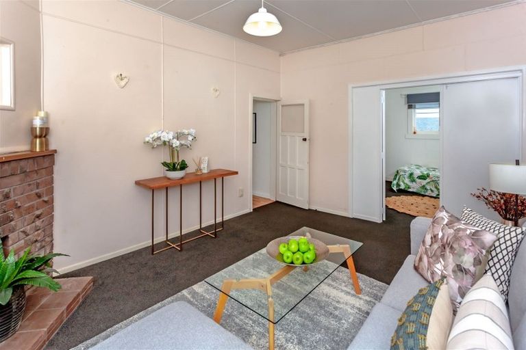 Photo of property in 110 Karaka Road, Thames, 3500