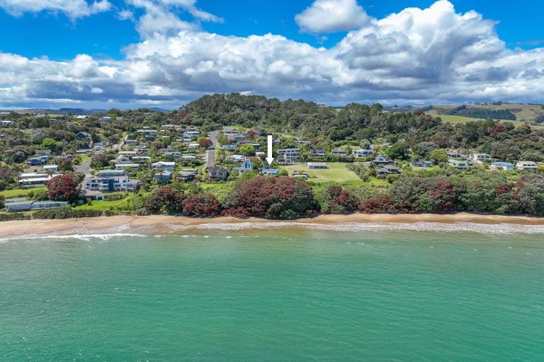 Photo of property in 22 Kupe Road, Coopers Beach, 0420