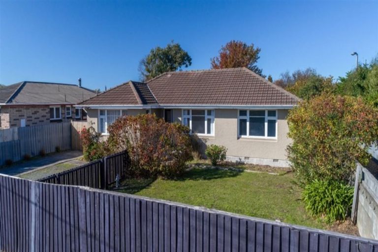 Photo of property in 20 Wimborne Crescent, Aranui, Christchurch, 8061