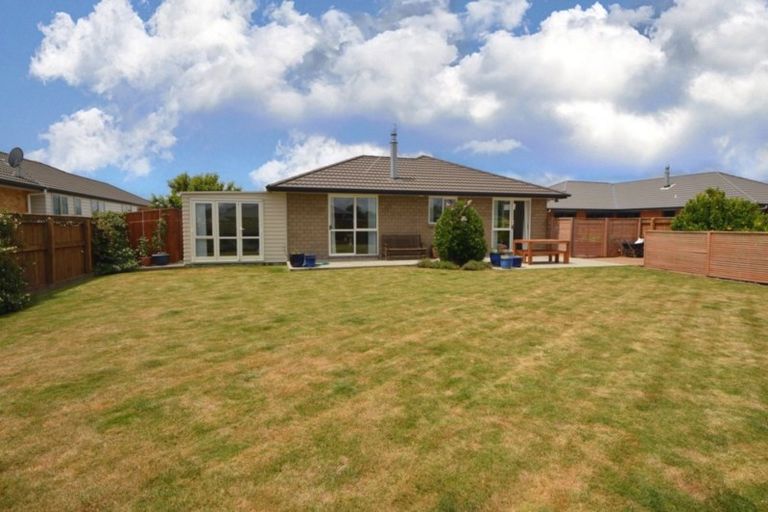 Photo of property in 46 Armstrong Avenue, Carterton, 5713