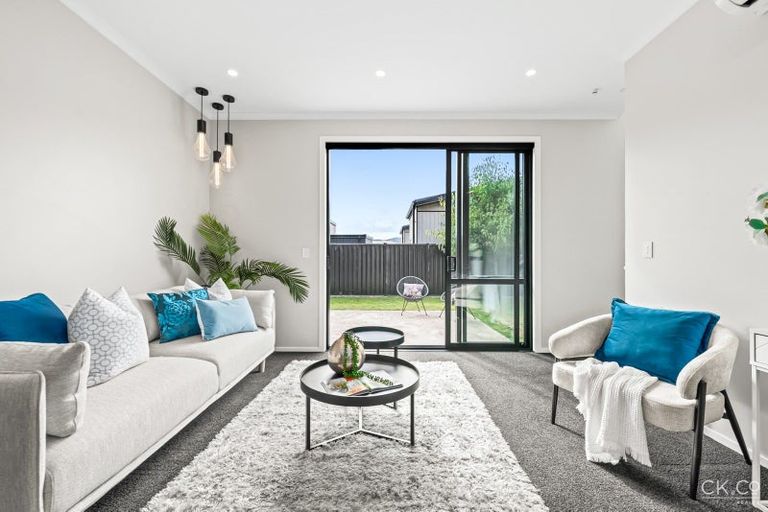 Photo of property in 7 Aston Crescent, Wallaceville, Upper Hutt, 5018