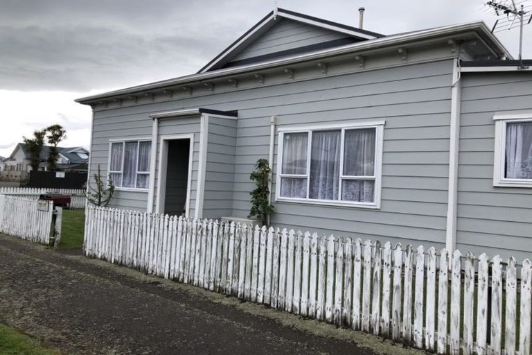 Photo of property in 64 Joseph Street, West End, Palmerston North, 4412