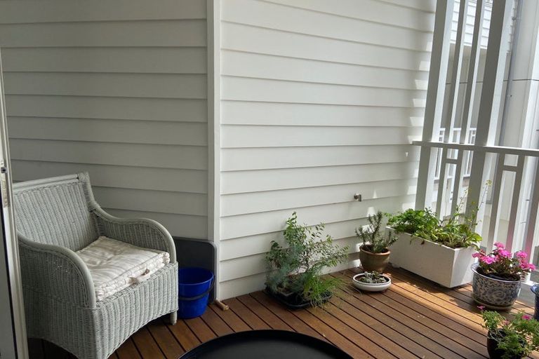 Photo of property in 7/83 Hinemoa Street, Birkenhead, Auckland, 0626