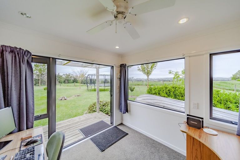 Photo of property in 285 Porangahau Road, Waipukurau, 4282