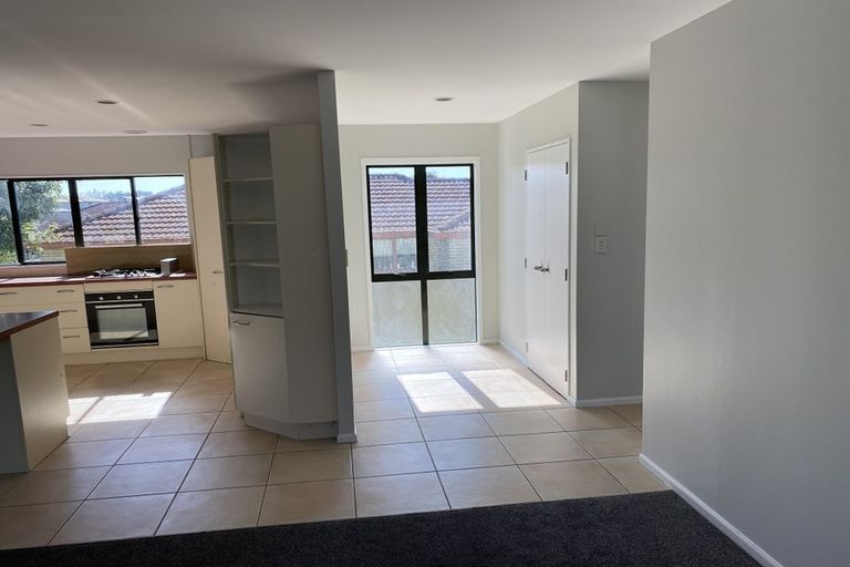 Photo of property in 5a Oakleigh Avenue, Takanini, 2112