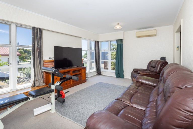 Photo of property in 33 Gibson Road, Dinsdale, Hamilton, 3204