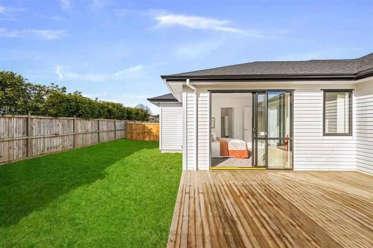 Photo of property in 13 Cutfield Lane, Kumeu, 0810