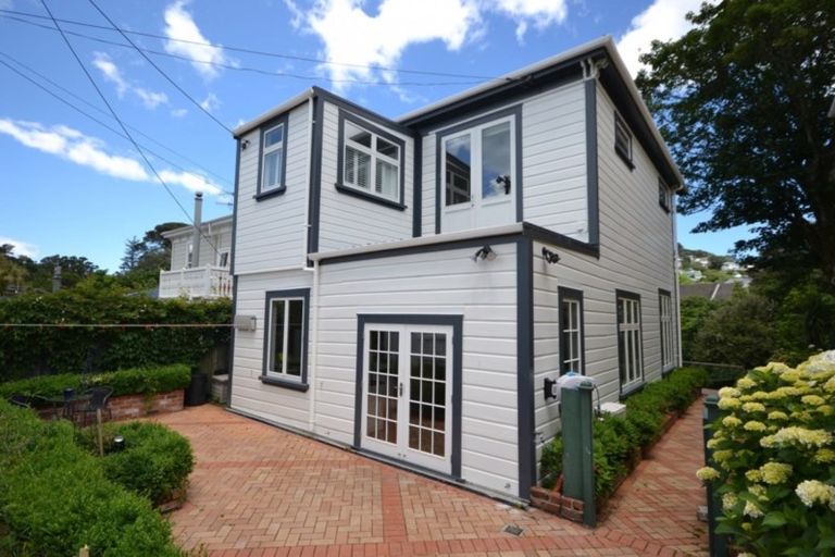 Photo of property in 6 Orangi Kaupapa Road, Northland, Wellington, 6012